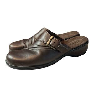 Clarks Style 35203 Brown Leather Mules w/Buckle Accent Slip on Clogs Women's 8.5